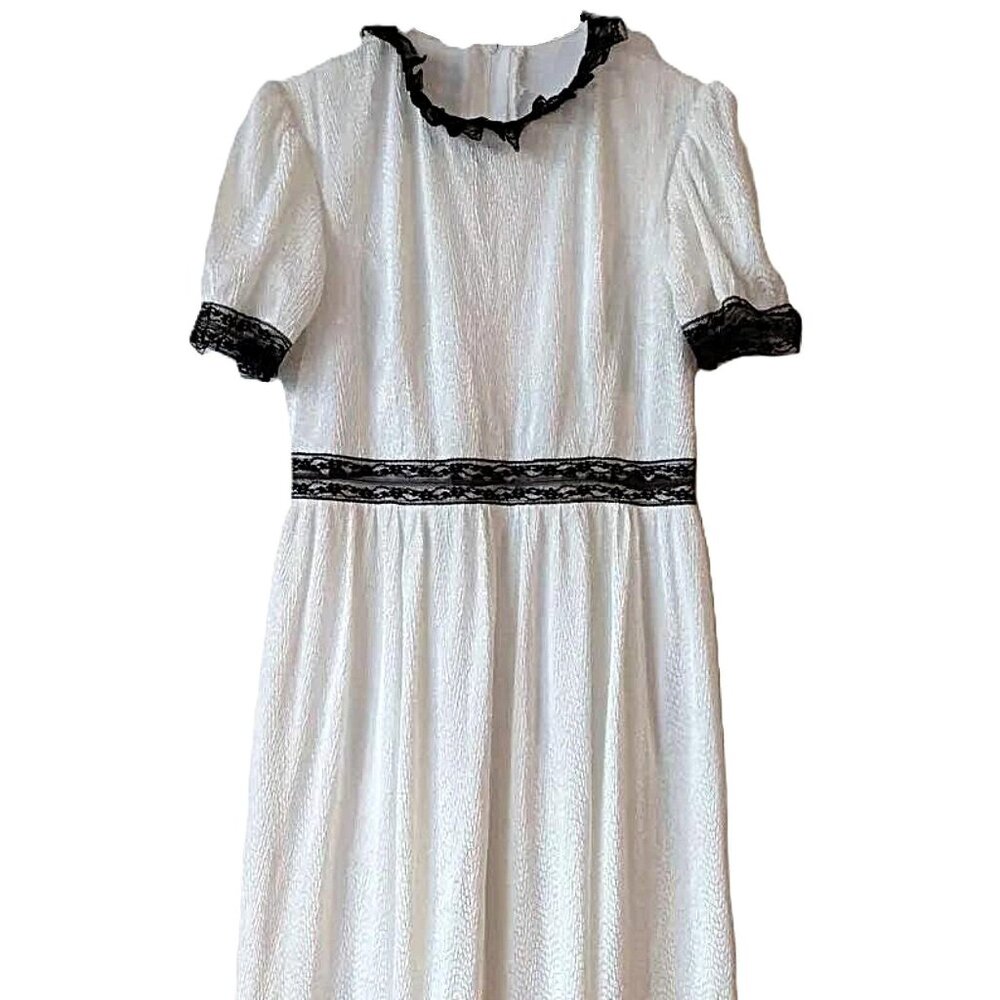 Vintage White Dress with Black Lace Trim Handmade 35"B 28"W